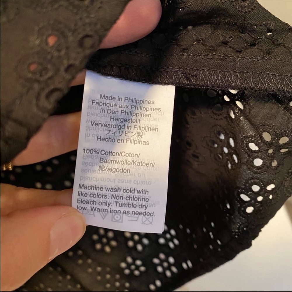 Madewell Black Eyelet Tiered Button-Back Blouse - Picture 4 of 6